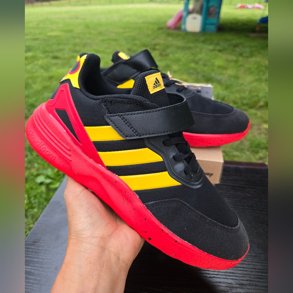 Adidas NEBZED MICKEY EL JUNIOR Older Big Kids Athletic Sneaker Trainer Shoe US7
